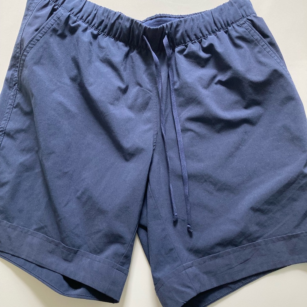 Athleta quick dry active 5” inseam Trekkie shorts navy XS EUC
